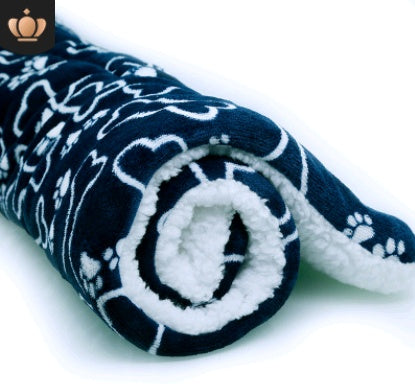 Cute Cat and Dog Blanket Mat – Soft Coral Cashmere Pet Blanket, Cozy Washable Bed Cover for Small to Large Pets