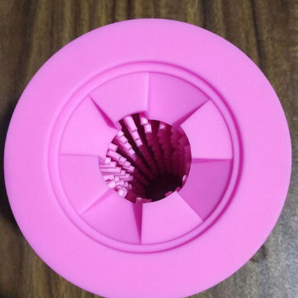 Silicone Dog Paw Washer Cup – Soft Bristle Pet Paw Cleaning Cup for Easy Foot Washing