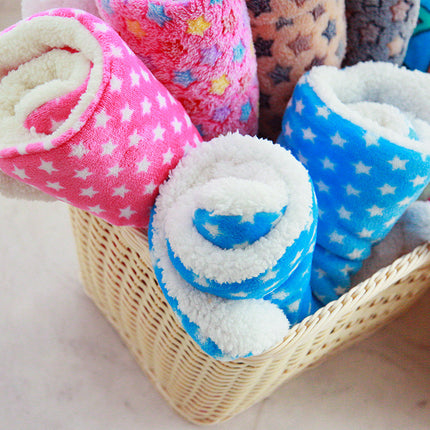 Cute Cat and Dog Blanket Mat – Soft Coral Cashmere Pet Blanket, Cozy Washable Bed Cover for Small to Large Pets