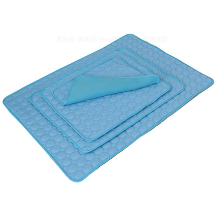 Dog & Cat Cooling Mat Summer Ice Silk Cold Bed – Breathable Pet Cooling Blanket for Small & Large Pets