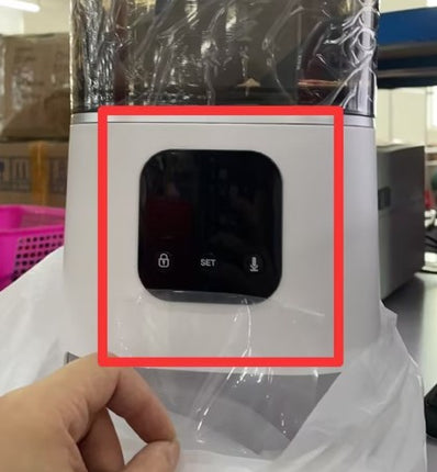 Smart WiFi Automatic Pet Feeder with Voice Recorder & App Control – 6L Large Capacity Food Dispenser for Cats & Dogs