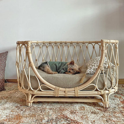 Handmade Rattan Woven Pet Bed Sofa for Dogs – Natural Rattan Pet Nest with Cushion